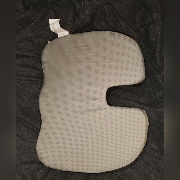 FORTEM Chair Cushion, Seat Cushion for Office Chair, Car Seat Cushion, Etc. - Picture 5 of 9